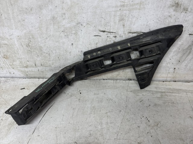 Volkswagen Touran 2003-2015 2003-2008 Lökhárító tartó használt  bal hátsó