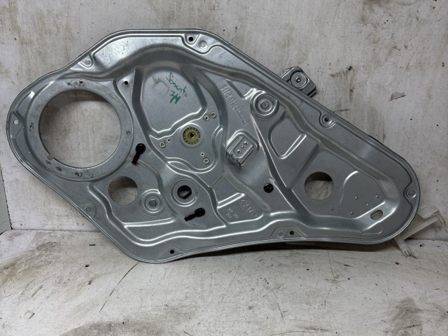 Kia Sorento 2009-2015 2009-2015 ablakemelő használt  elektromos  jobb hátsó