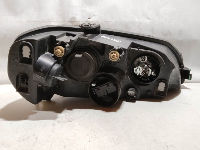 198403 Fiat Punto III. 2003-2010 bal első fényszóró a képen látható sérüléssel 46849352