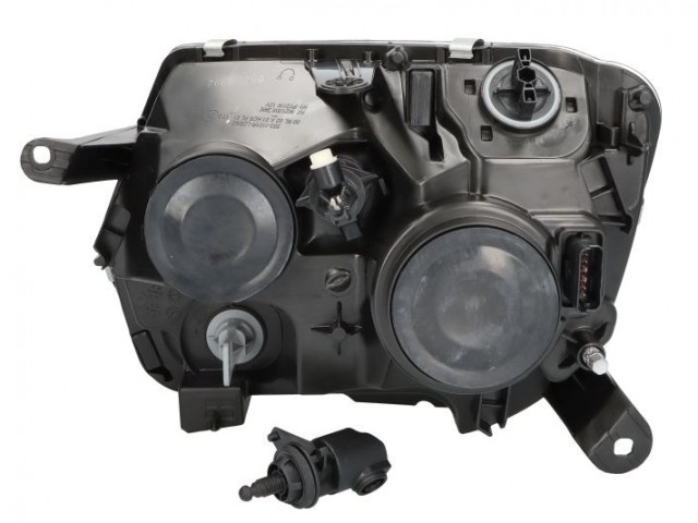 Dacia Duster 2013.06.01-2015.12.01 utángyártott új jobb első fényszóró H7/H1 DEPO