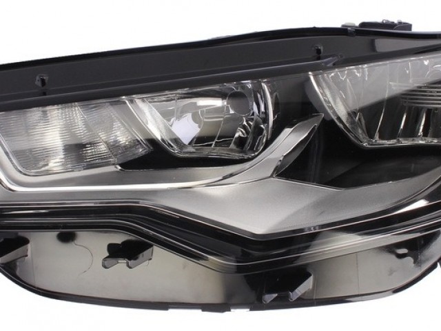 Audi A6 C7 2011.04.01-2014.09.30 utángyártott új bal első fényszóró H7/H15 (motorral) TYC
