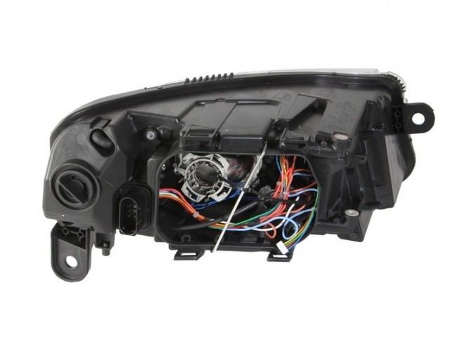 Audi A6 (C6/4F) 2004.05.01-2008.09.30 utángyártott új bal első fényszóró Bi-xenon elektronika és izzó nélkül DEPO