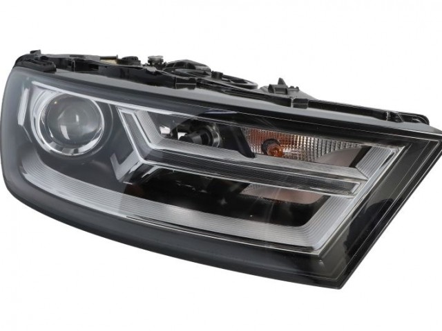 Audi Q7 (4M) 2015-2019 utángyártott új jobb első fényszóró Bi-XENON D5S/H7/LED (motorral) TYC