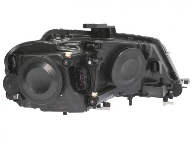 Audi A3  8P  2008-2013 utángyártott új bal első fényszóró XENON/LED, fekete házas (motorral) DEPO