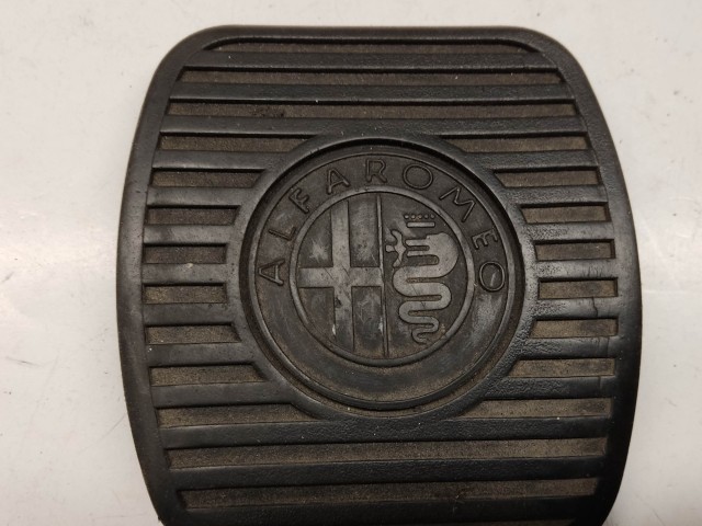 Alfa Romeo 166 1998-2007 Pedálgumi használt  60511695