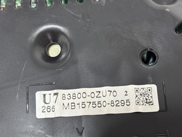Toyota Auris 2012-2019 E18 2012-2019 Óracsoport használt  kilométeróra Két csatlakozós 