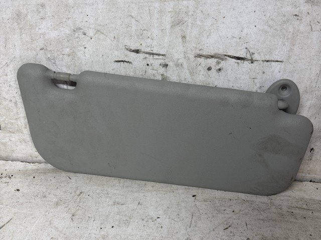 Toyota Auris 2012-2019 E18 2012-2019 Napellenző használt  szürke tükrös bal