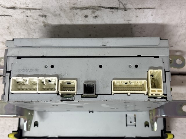 Toyota Auris 2012-2019 E18 2012-2019 Rádió használt  Cd-s
