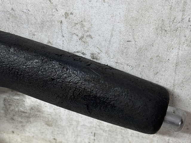 Toyota Auris 2012-2019 E18 2012-2019 Kézifék kar használt 