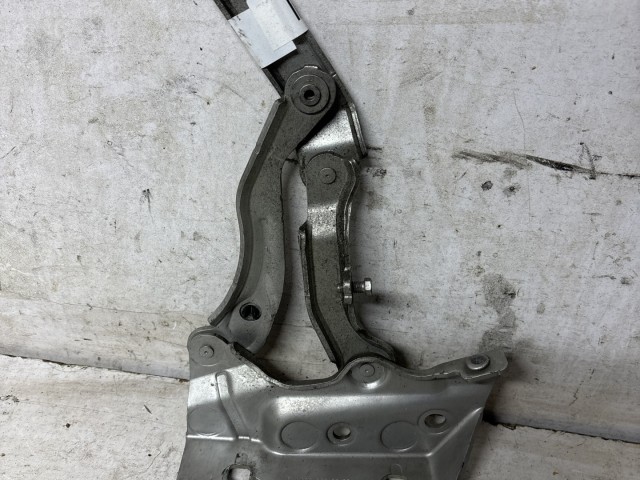 Motorháztető zsanér