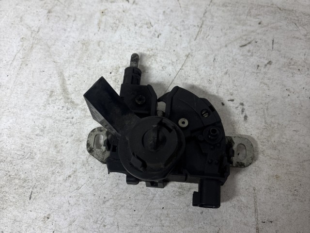 Ford Kuga I. 2008-2012 2008-2012 Zár használt  motorháztető