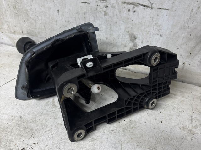 Toyota Auris 2012-2019 E18 2012-2019 Váltókulissza használt  6