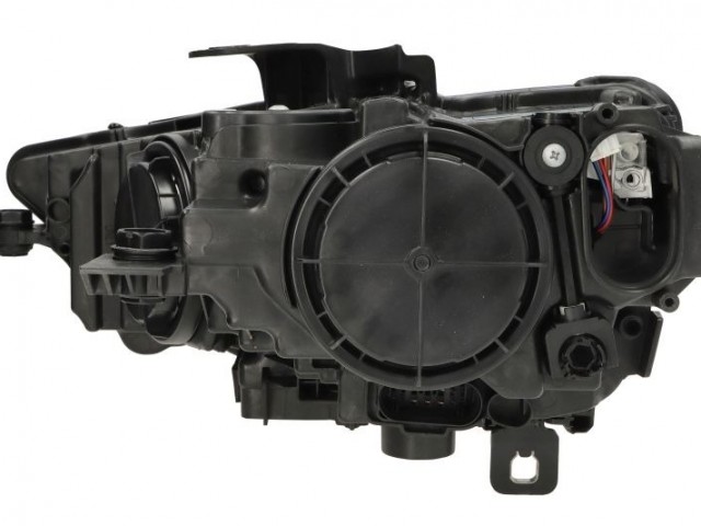 Audi A3 (8V1, 8VK,) 2016-2020 utángyártott új jobb első fényszóró  Bi-XENON D5S/LED üres (motorral) TYC