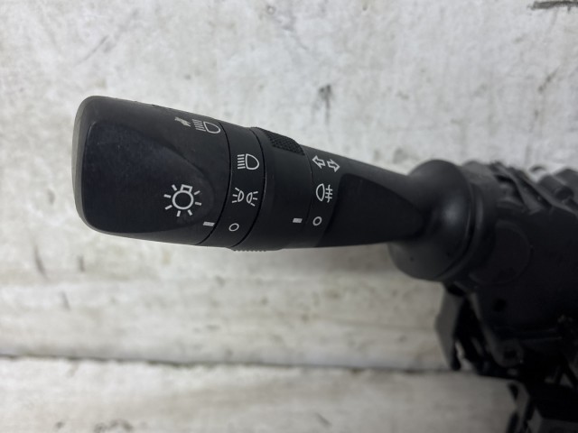 Toyota Auris 2012-2019 E18 2012-2019 Kormánykapcsoló használt  multikormány 