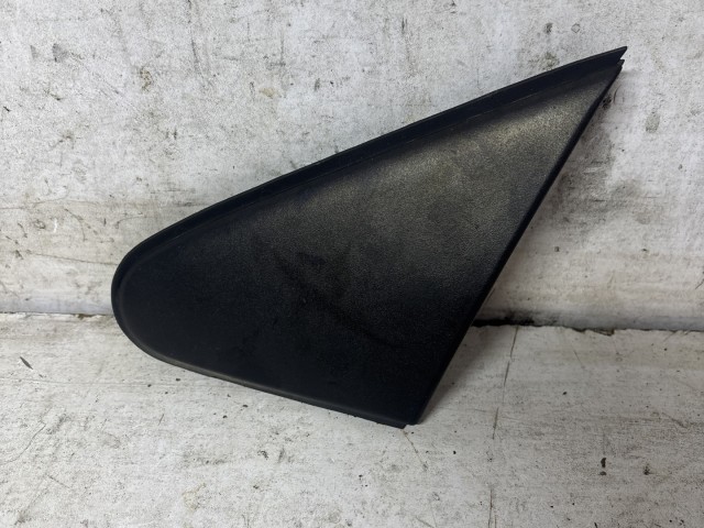 Külső műanyag alkatrészek