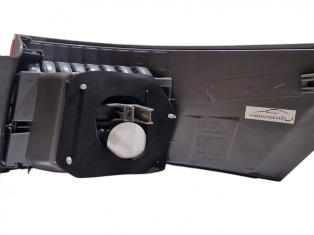 Toyota Avensis  2008-2011 utángyártott új bal hátsó külső lámpa LED-es (Sedan)  DEPO