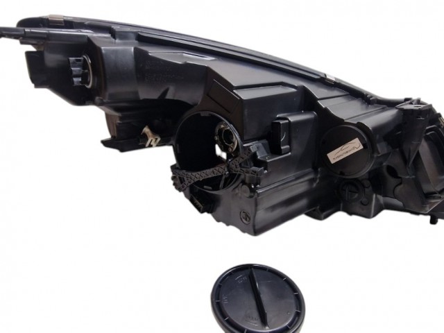 Opel Zafira C 2011-  utángyártott új bal első fényszóró HIR2  fekete keret (motorral) DEPO