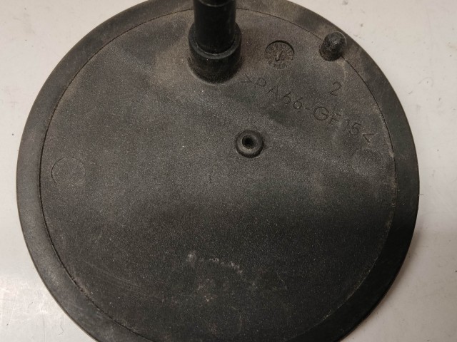 214155 Alfa Romeo 145,146,155,156,166 hátsó embléma, a képen látható állapotban 