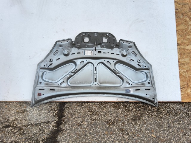 214193 Lancia Musa 2004-2012 Motorháztető, a képen látható sérüléssel