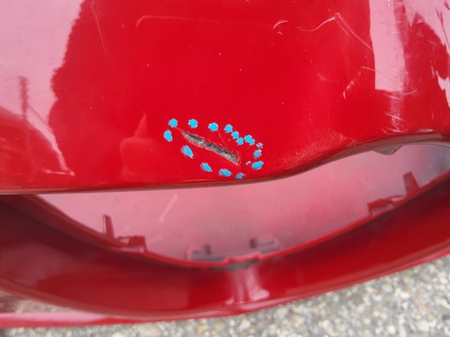 214199 Alfa Romeo MiTo 2013-2018 első lökhárító, a képen látható sérüléssel