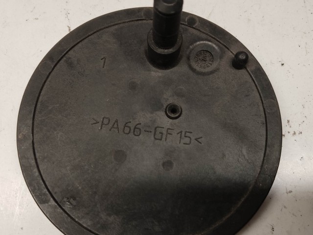 214160 Alfa Romeo 145,146,155,156,166 hátsó embléma, a képen látható állapotban