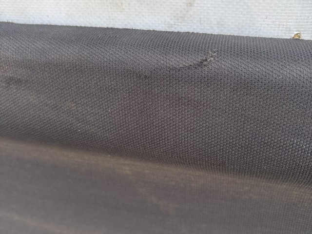 212818 Alfa Romeo 147 2000-2010 fekete színű kalaptartó, a képen látható állapotban 