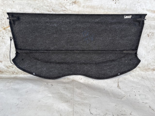 212818 Alfa Romeo 147 2000-2010 fekete színű kalaptartó, a képen látható állapotban 