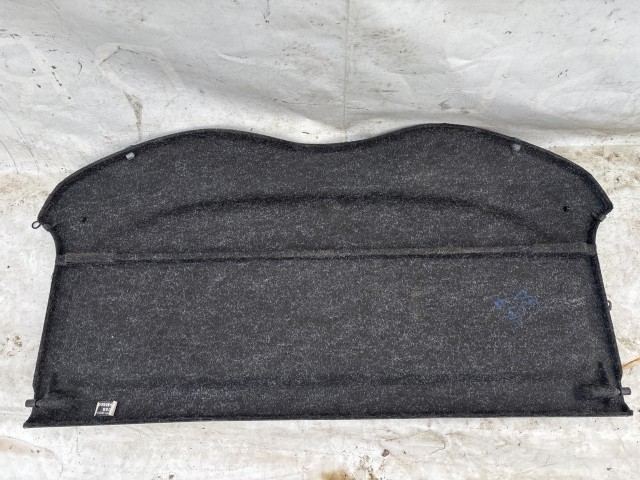 212814 Alfa Romeo 147 2000-2010 fekete színű kalaptartó, a képen látható állapotban   