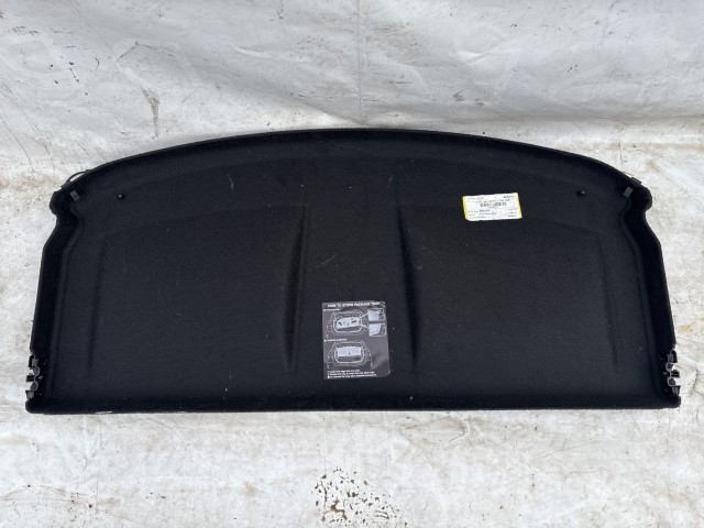 212811 Toyota Auris E18 2012-2019 kalaptartó