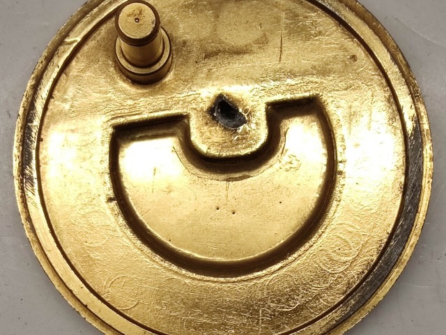 214208 Alfa Romeo 145,146,155,156,166 hátsó embléma, a képen látható állapotban 