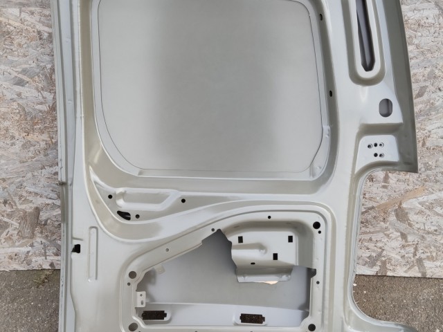 Citroen Berlingo, Peugeot Partner 2008-2018, Opel Combo 2018- utángyártott új bal hátsó raktérajtó 