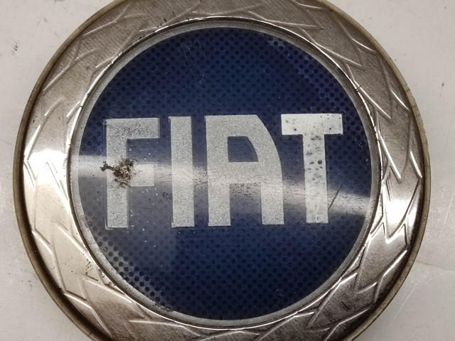Fiat Freemont 2011-2015 Felni közép kupak használt  Kék