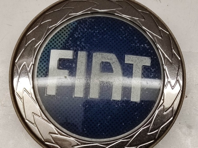Fiat Freemont 2011-2015 Felni közép kupak használt  Kék