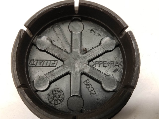 Felni közép kupak használt  Bordó, 49 mm