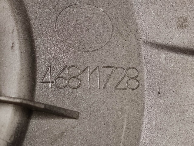 Fiat Stilo 2001-2007 Felni közép kupak használt  Kék