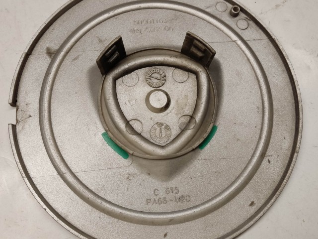 214286 Lancia Musa felni közép kupak, a képen látható 2 rögzítő fűl töréssel