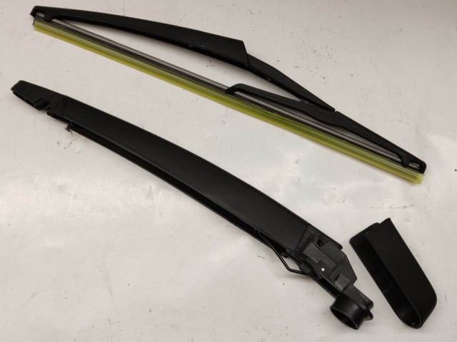 Mercedes Benz E (W212) 2009-2016 utángyártott új hátsó ablaktörlő kar lapáttal