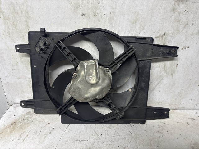 Alfa Romeo 156 1997-2005 Hűtőventilátorkeret használt   