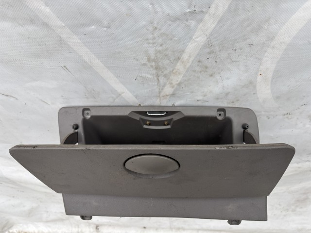 Fiat Panda II. 2003-2012 2003-2012 Kesztyűtartó ajtó használt  szürke 735320589