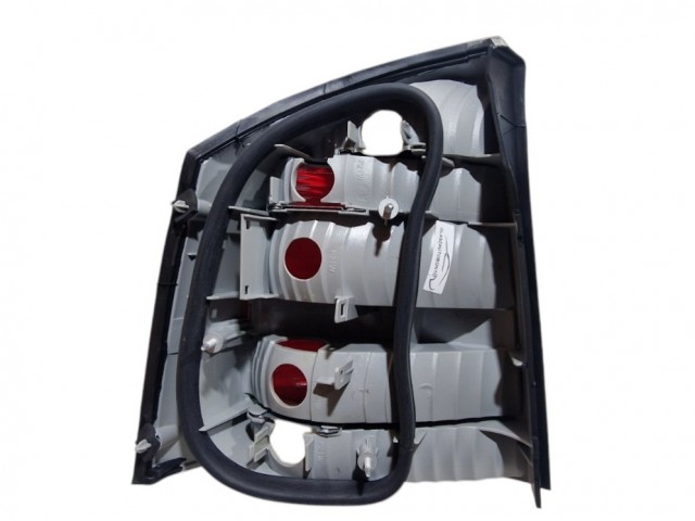 Opel Vectra C 2002-2008 utángyártott új jobb hátsó lámpa (4/5 ajtós)