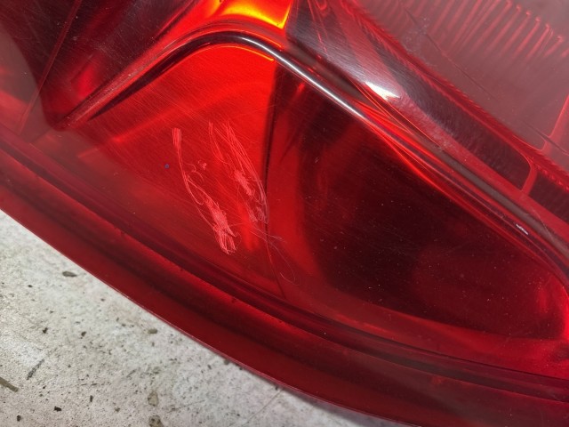 212932 Fiat Doblo III.  2009-2015 2009-2015 Lámpa , Fényszóró használt  bal hátsó