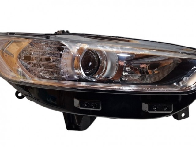 Ford Mondeo V. 2015-2019 utángyártott új jobb első fényszóró H7+H15 nappali fénnyel(motoros) DEPO