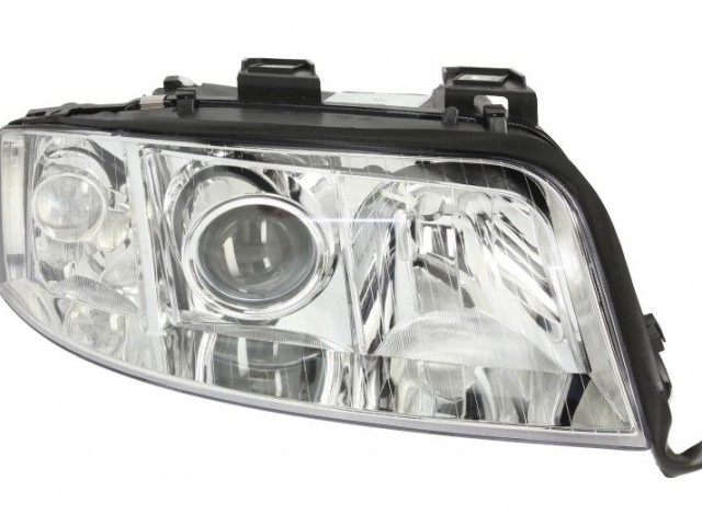 Audi A6 C5 2001.06.01-2004.04.30 utángyártott új jobb első fényszóró DE-H7/FF-H7 beép.vill. TYC