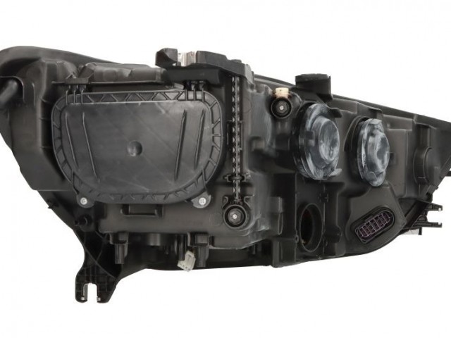 Audi A6 C7 2011.04.01-2014.09.30 utángyártott új bal első fényszóró H7/D3S XENON/LED (motorral) DEPO