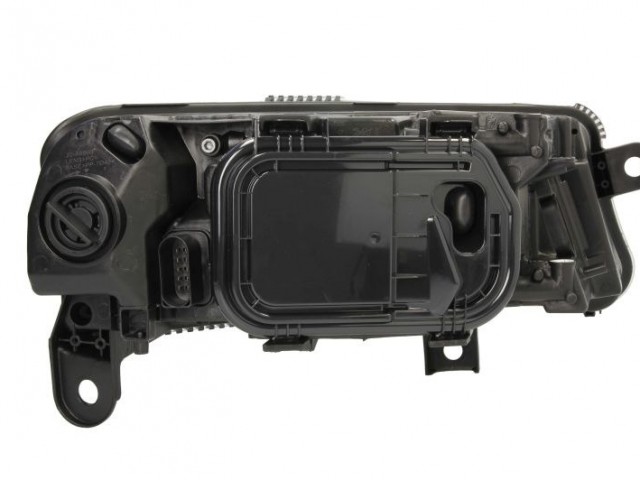 Audi A6 (C6/4F) 2008.10.01-2011.03.31 utángyártott új bal első fényszóró H7/H15  (motoros) TYC