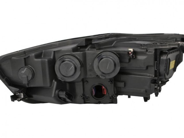 Audi A6 C7 2011.04.01-2014.09.30  utángyártott új jobb első fényszóró H7/D3S XENON/LED AFS (mot.) DEPO