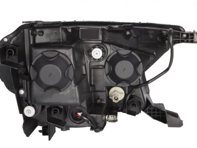 Ford Ranger 2016- utángyártott új bal első fényszóró DE H11/HB3 fek.h. (motoros) DEPO