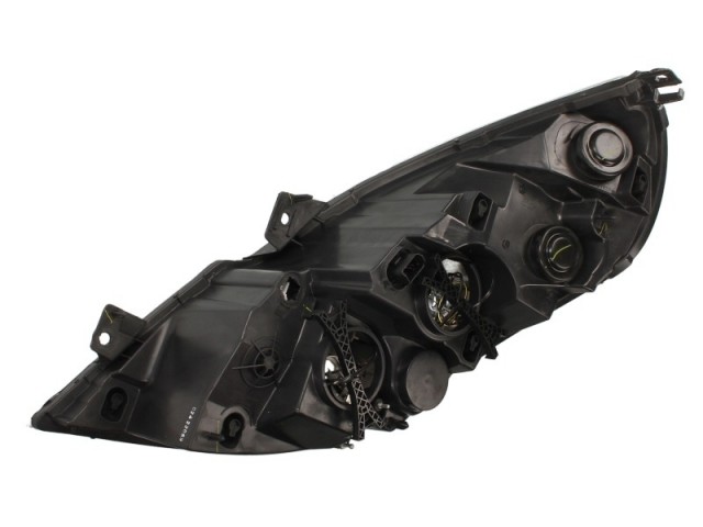Opel Movano B 2010.03.01-2021.05.31, Renault Master 2010.04.01-2019.08.30 utángyártott új jobb első fényszóró H7/H1 (motoros) DEPO