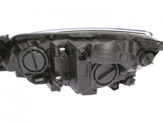 Opel Astra J 2012.09.01-2020.08.31 utángyártott új jobb első fényszóró 2H7 fekete ház (motorral) DEPO