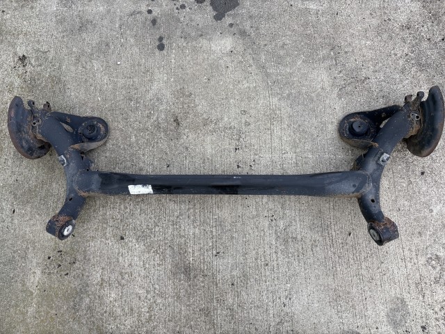 213007 Kia Rio 2011-2017 hátsó híd